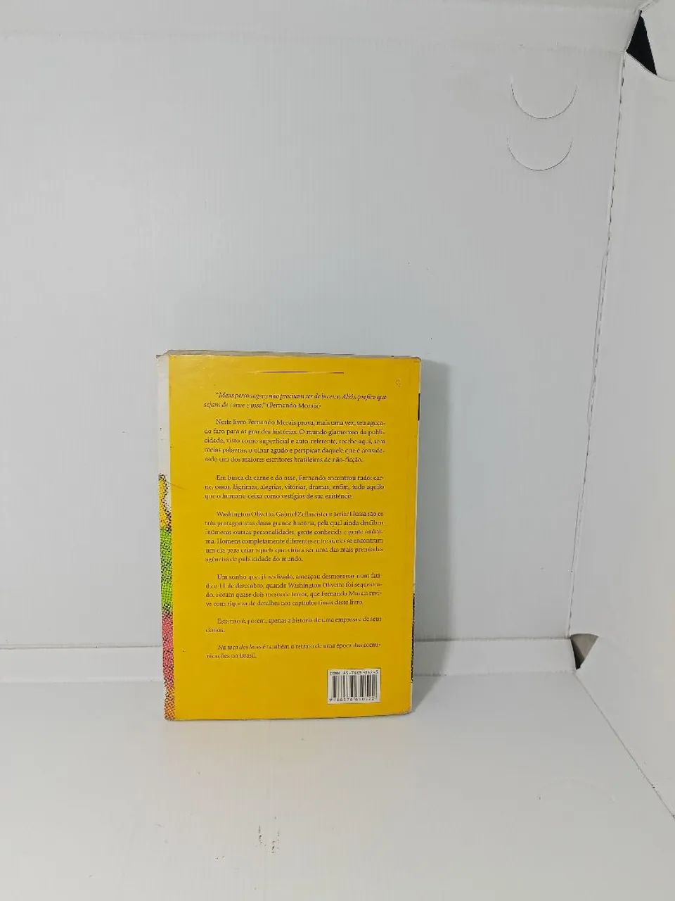 Livro Na Toca dos Leões - Foto 2