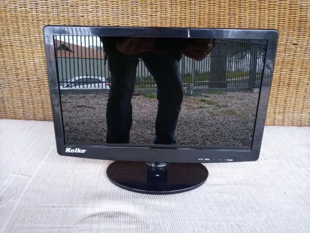 Monitor Kolke Led 15,6 pol vga widescreen - Foto 5