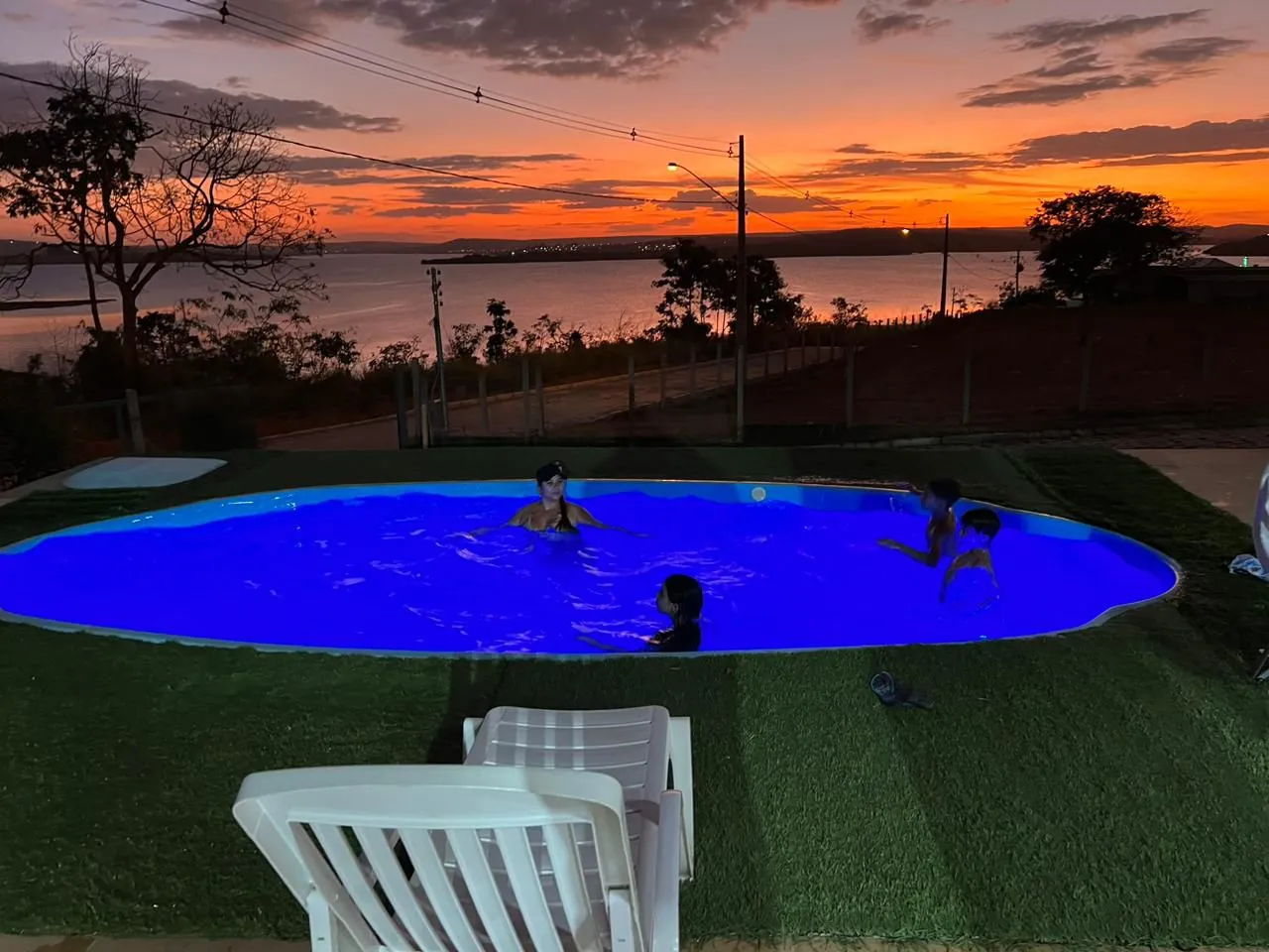 Casa de aluguel por temporada com 3 suítes Corumbá IV - Condomínio Recanto do Sabiá