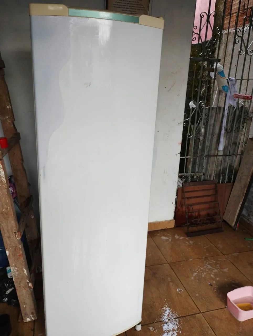 GELADEIRA USADA FUNCIONANDO PERFEITAMENTE  - Foto 3