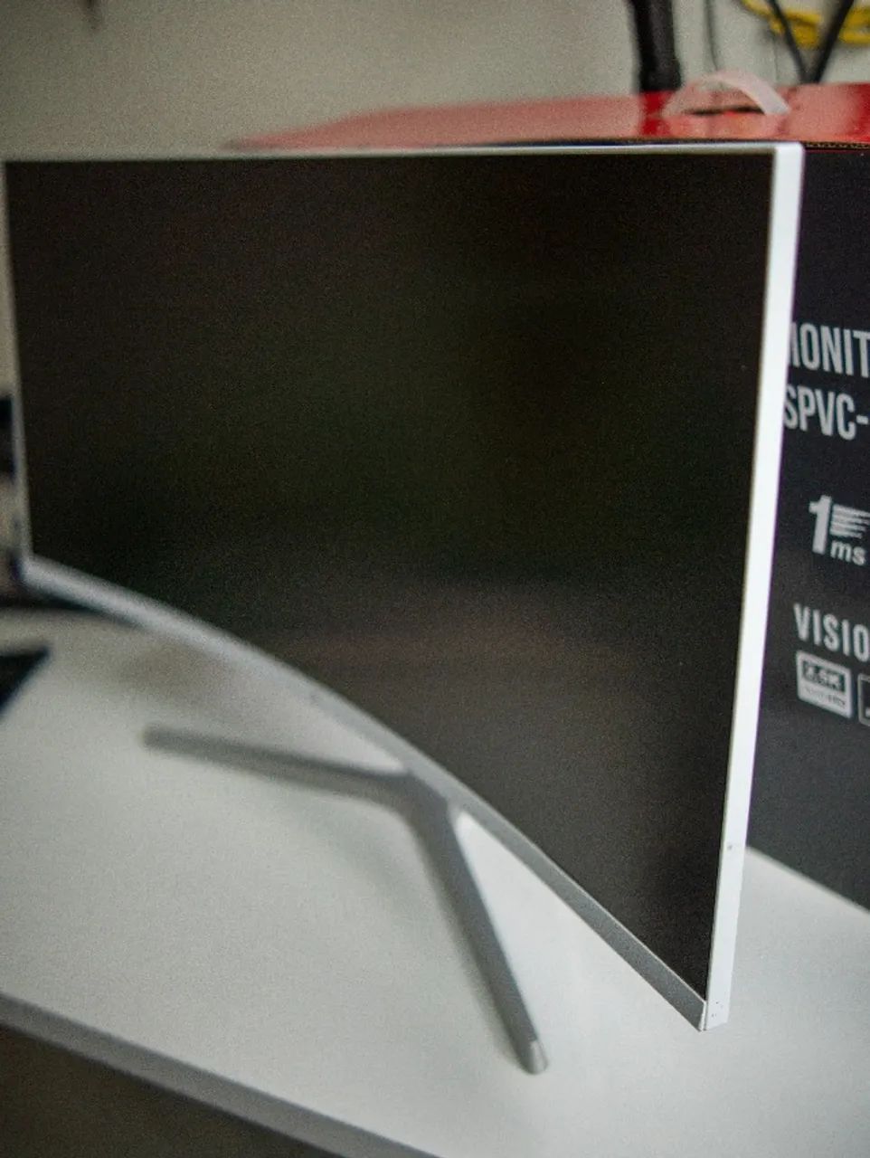 Monitor SuperFrame Vision Ultra 34'' 165hz - Foto 6