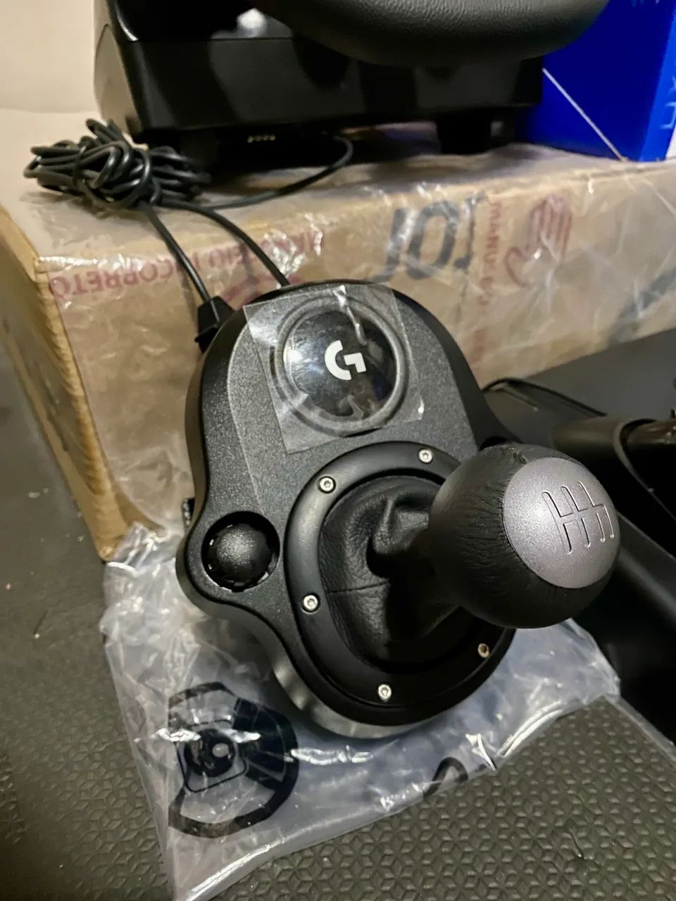 Logitech G923 PS5/PS4/PC + câmbio, conservado!64297910946818122