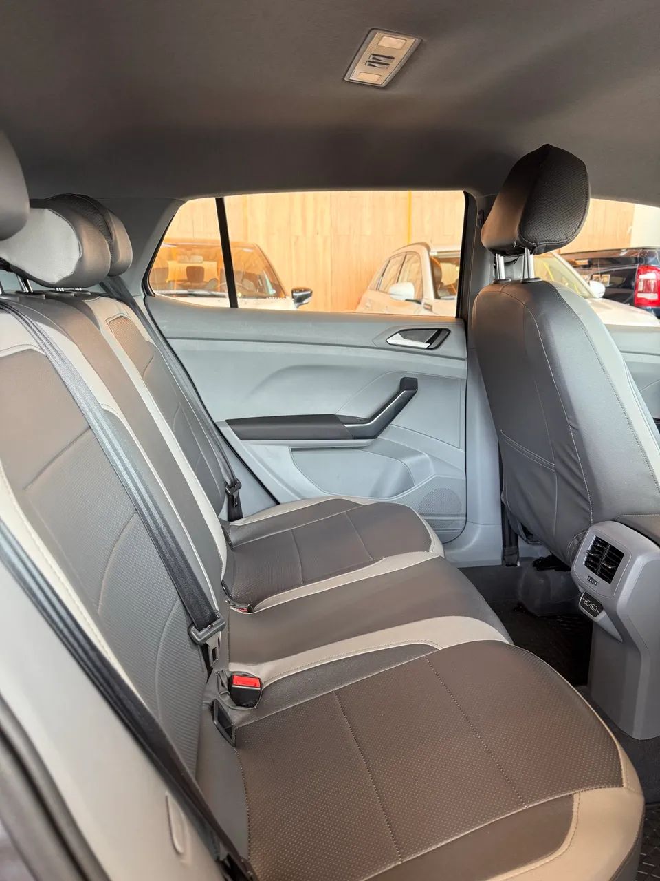 T-Cross 200 TSI com 35.000km na Central Veículos  - Foto 10