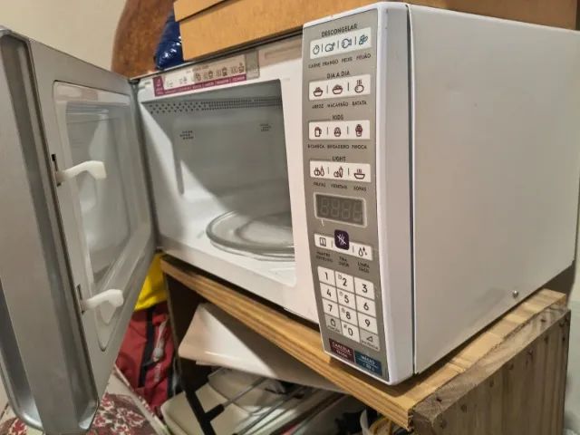 Micro-ondas Electrolux MEO44 34 litros - Foto 2