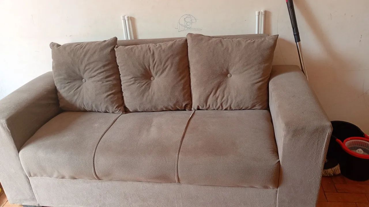 Sofá simples 3 lugares  - Foto 3