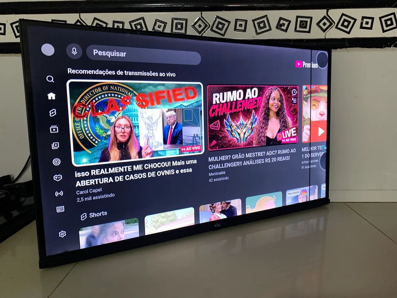 Tv TCL smart leia a legenda  - Foto 5
