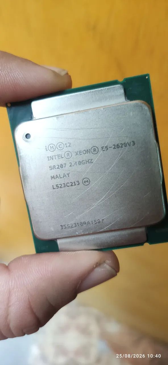 Xeon 2620 v3 