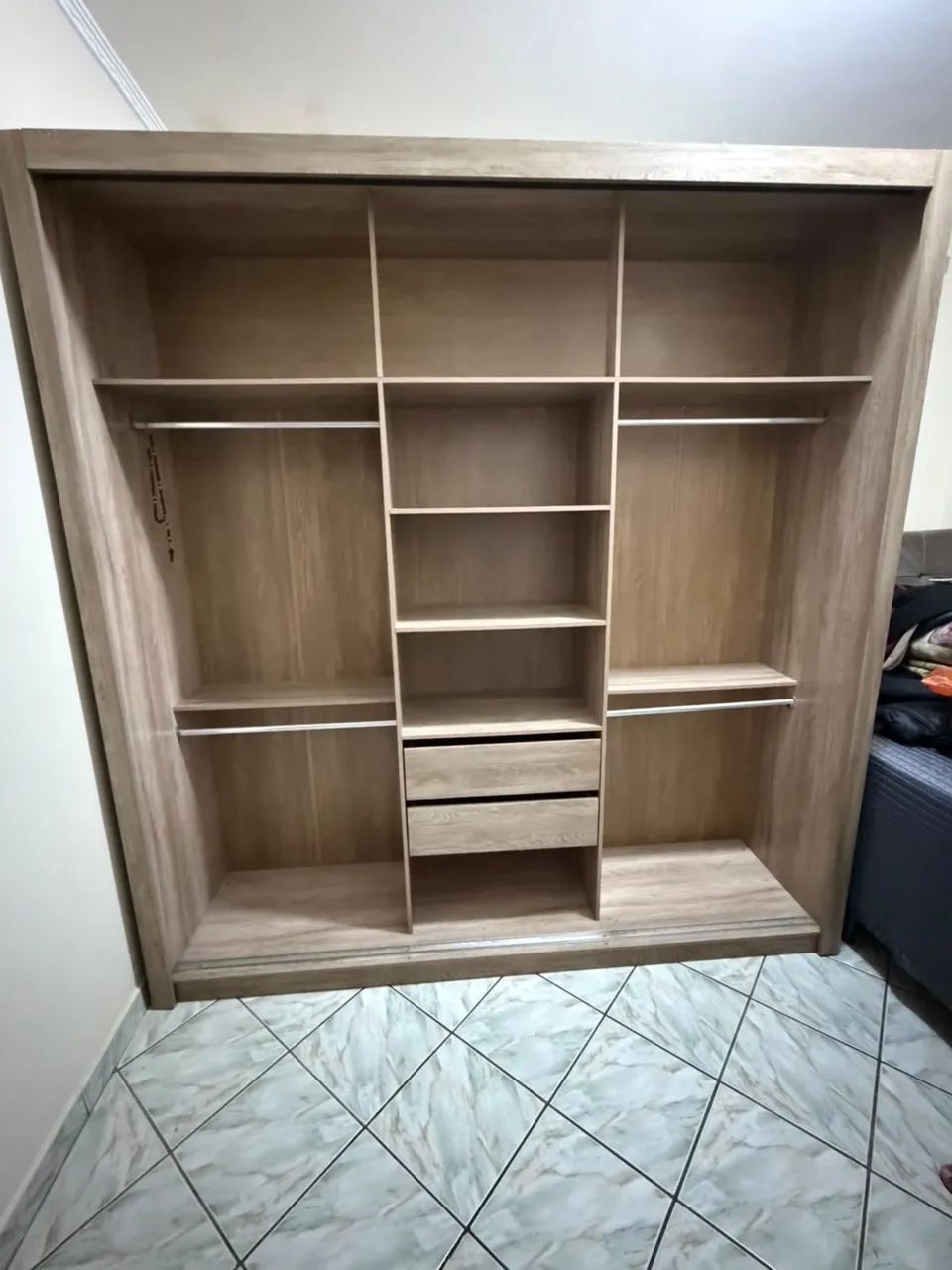 Guarda roupas de casal, em ótimo estado  - Foto 2