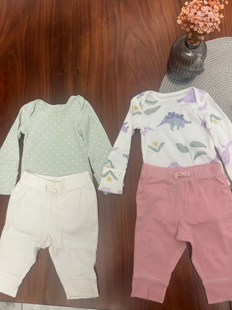 Lote Carters- Conjuntos -Calça e body - Foto 3
