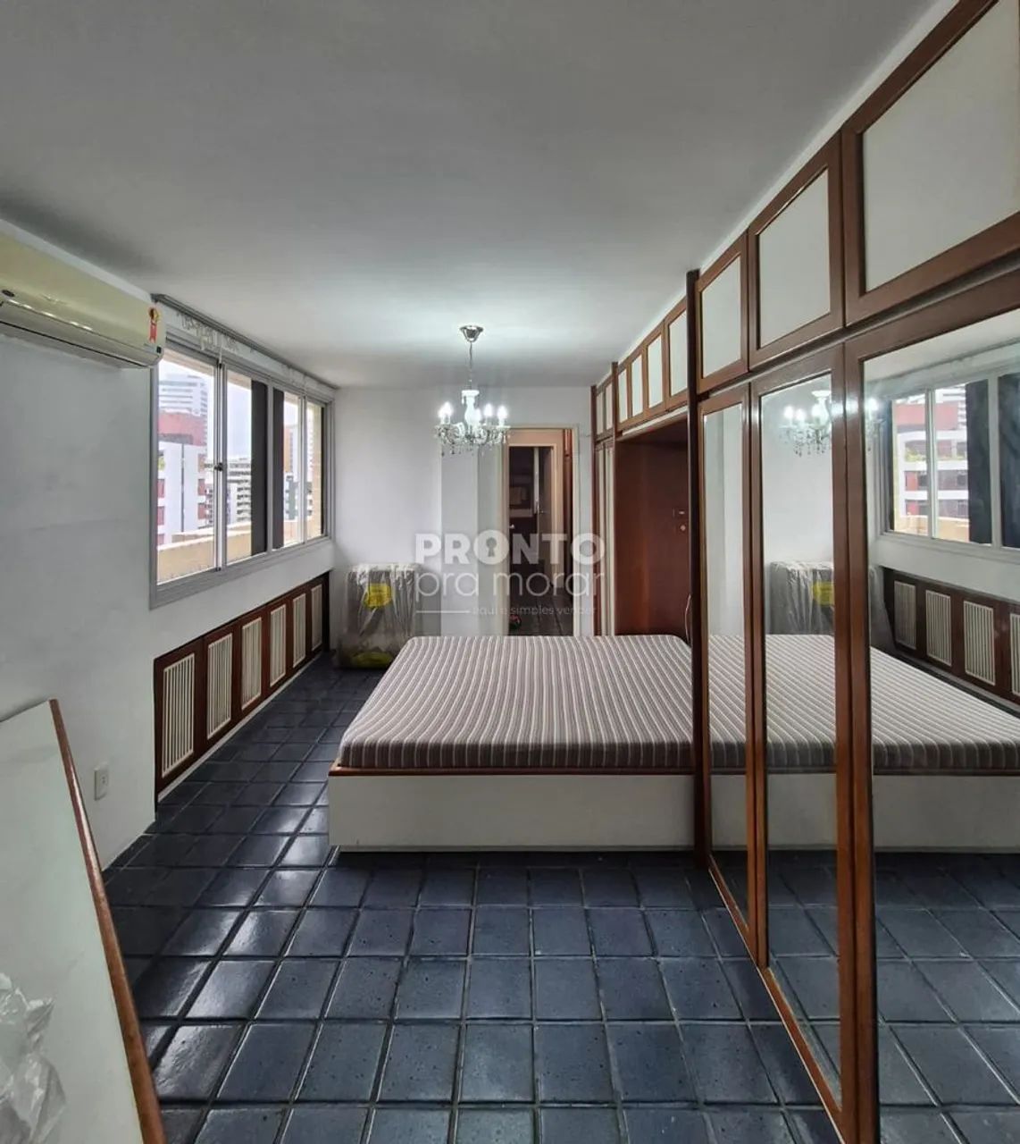 Apartamento com 3 quartos em Boa Viagem