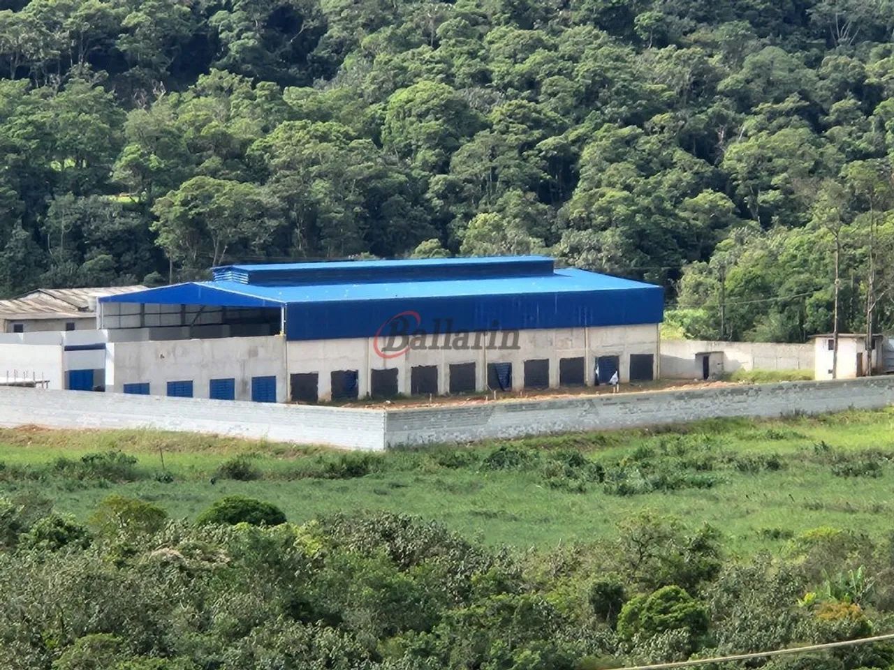 Galpão Industrial para Venda em Rio Grande da Serra