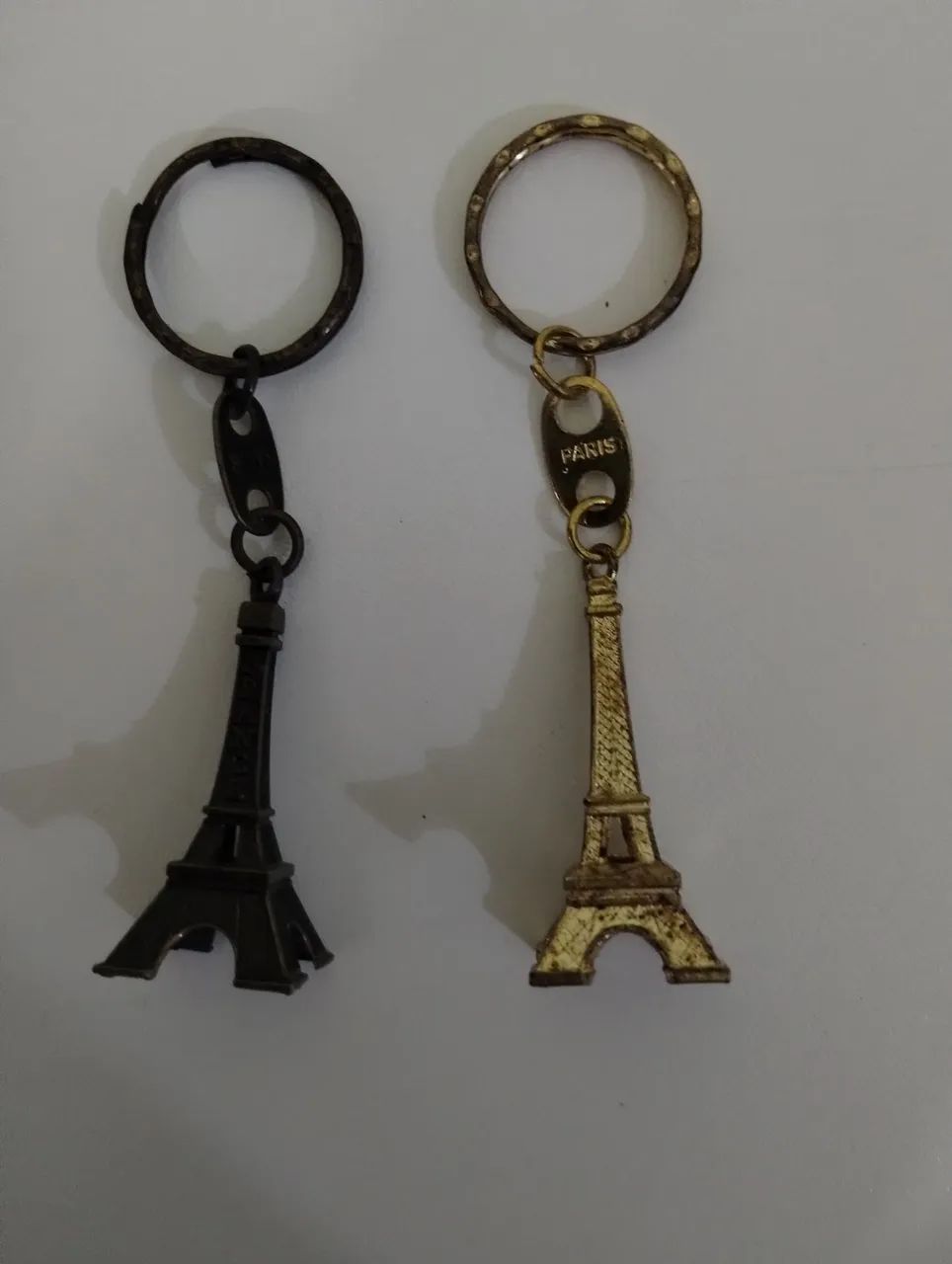 Kit 2 chaveiros Torre Eiffel Retrô Paris. - Foto 4