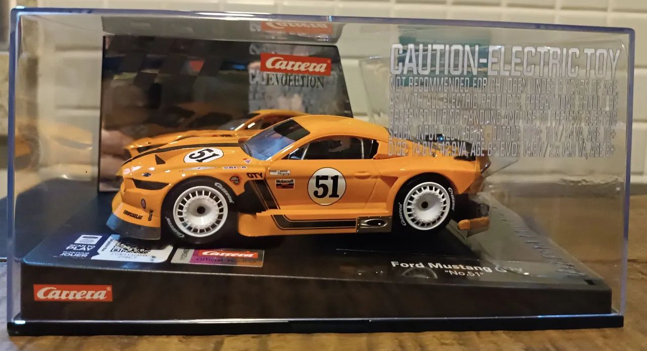 Autorama Carrera Evolution Ford Mustang GTY #51 - Foto 5