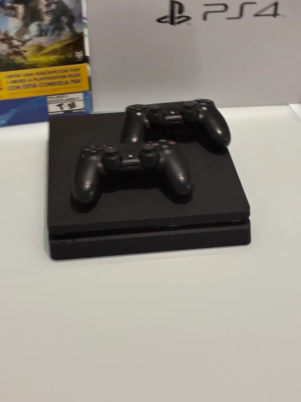 PS4 com dois controles  - Foto 2