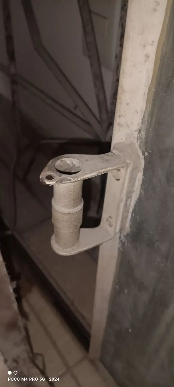 Janela de ferro clássica - Foto 4