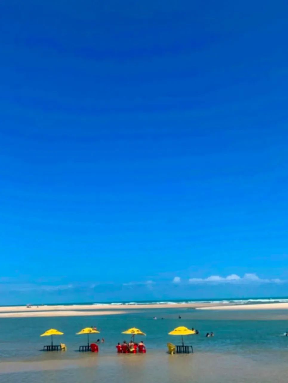 Casa de praia na Barra Nova, Ceará. Mobiliada, com piscina, wi-fi, 300m do mar.