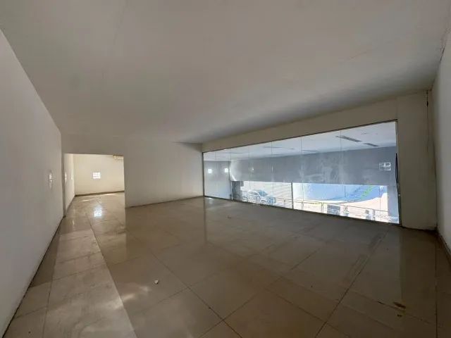 Prédio Comercial 625m² c/ 4 Salas Amplas e Poço Artesiano em Flores  - Foto 4