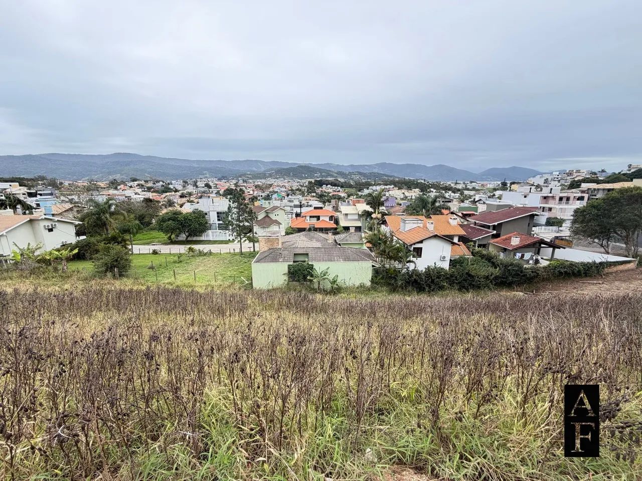 Terreno à venda no bairro Centro - Garopaba/SC