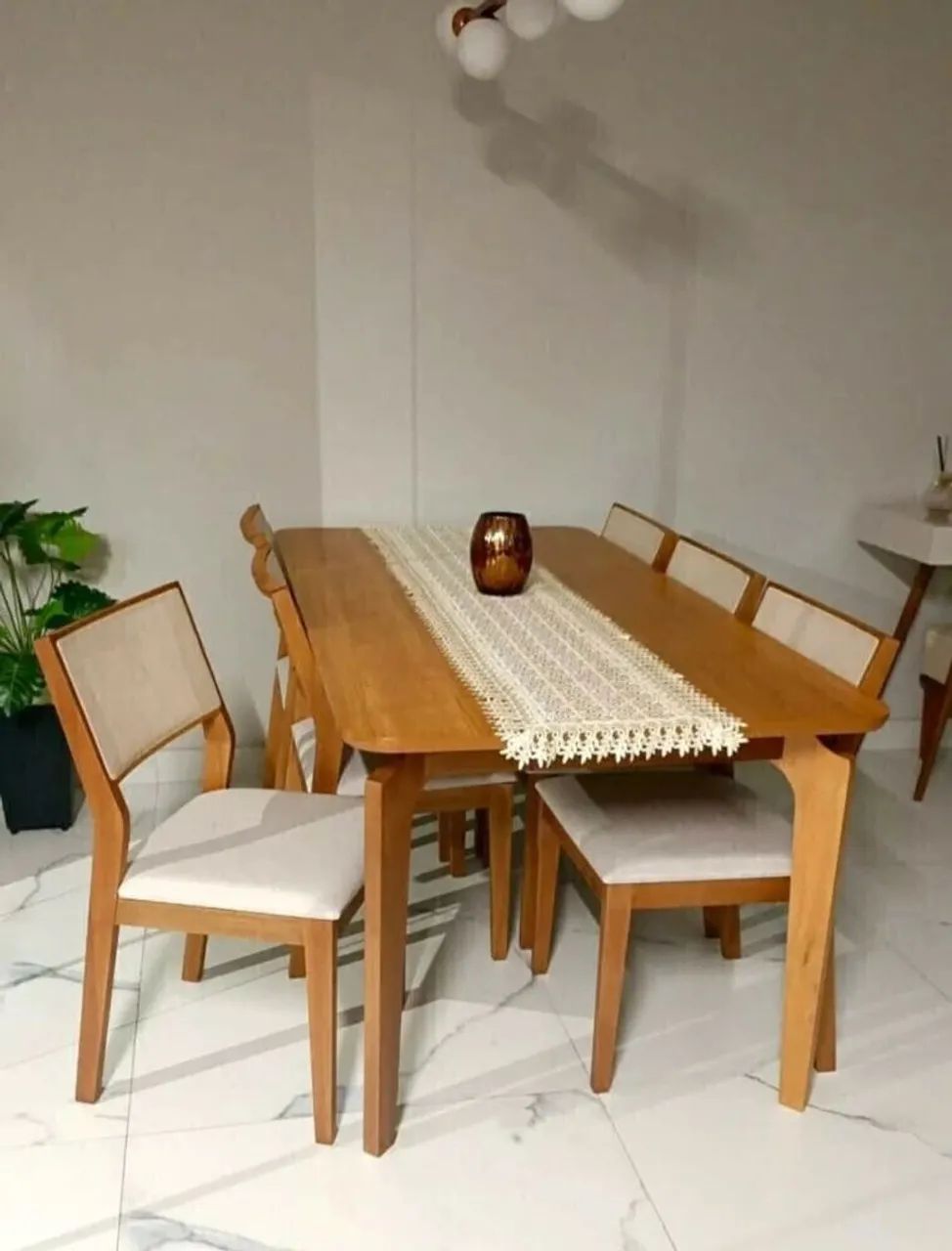 Mesa Ficus 1,80m com 6 Cadeiras Oiti