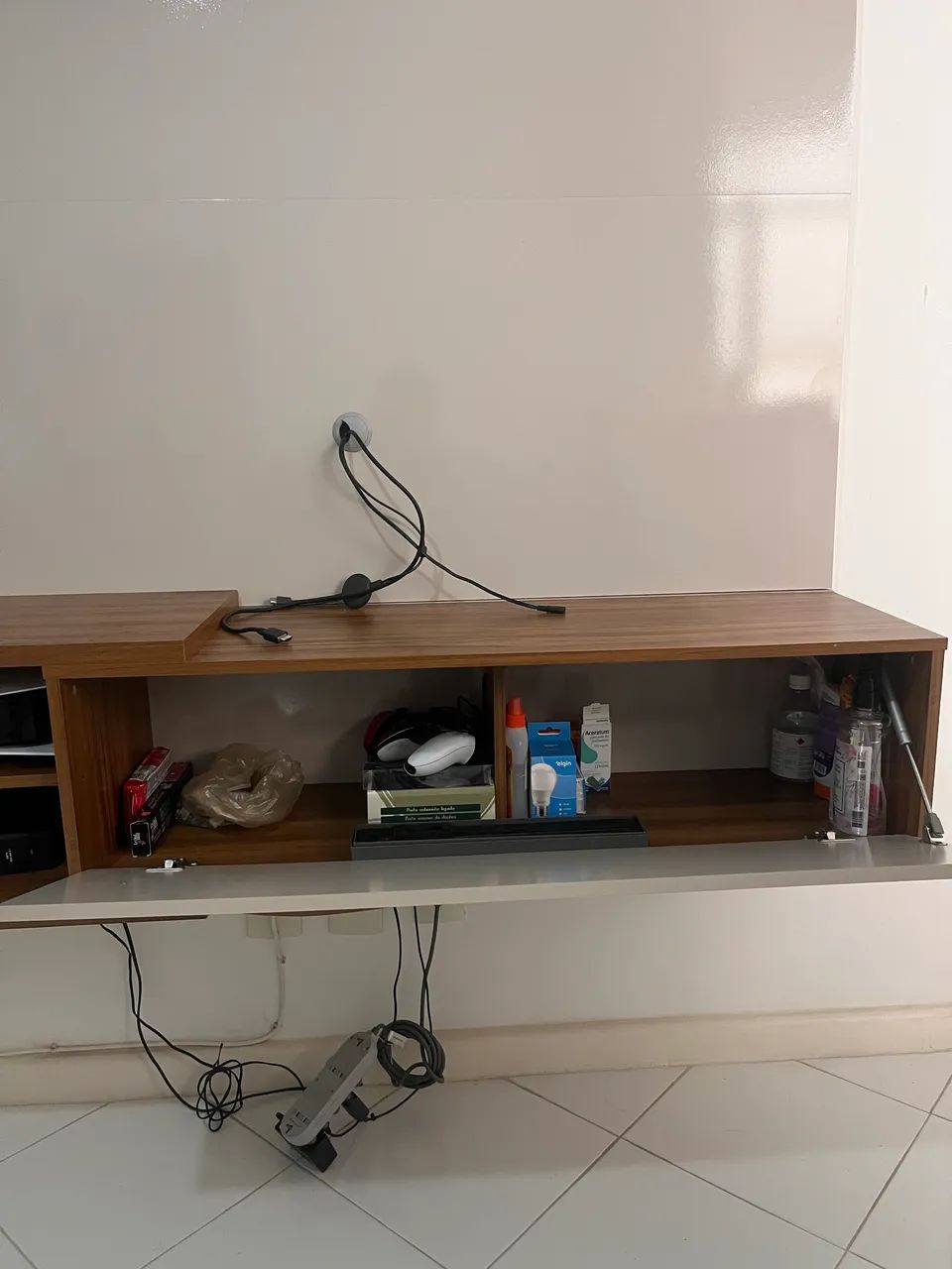 Painel para TV até 60 Polegadas - Cinza - Ótimo estado - Foto 5