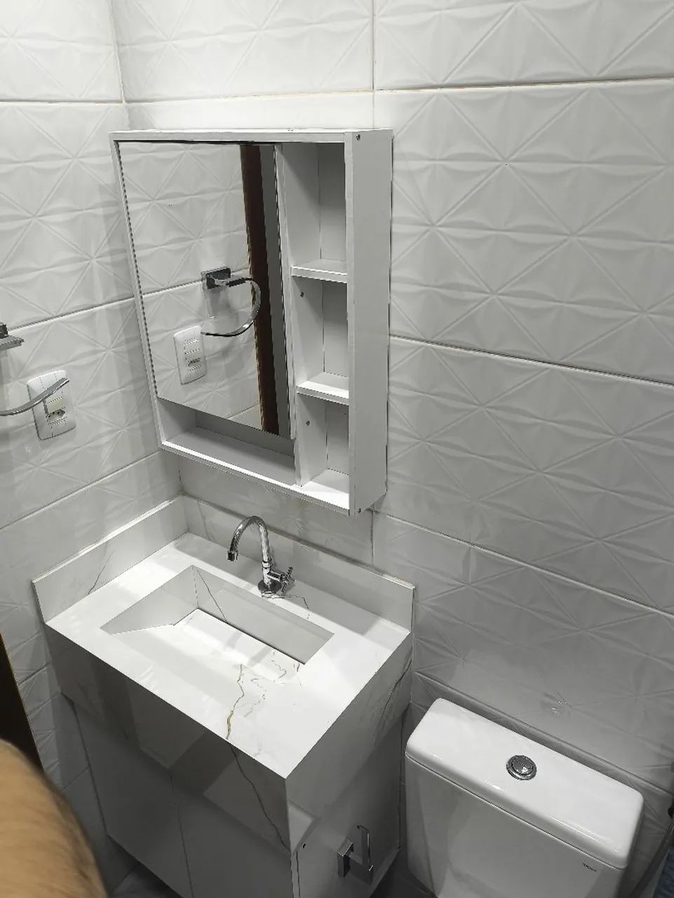 Alugo apartamento de 2/4 em Arniqueiras com garagem  - Foto 4