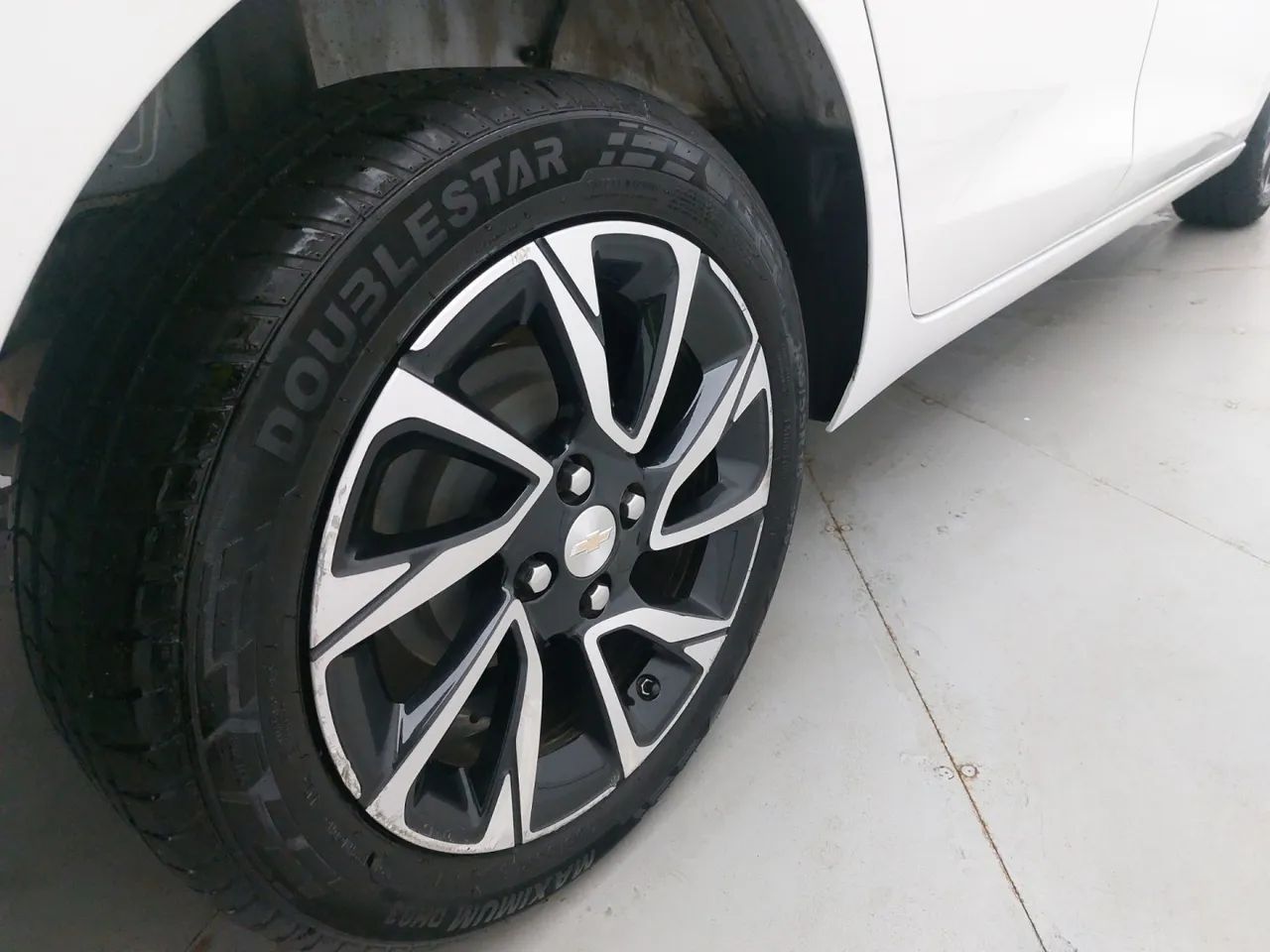 Chevrolet Onix Sedan Plus Premier 1.0 12V TB Flex Aut. 4P, foto 14 de 18