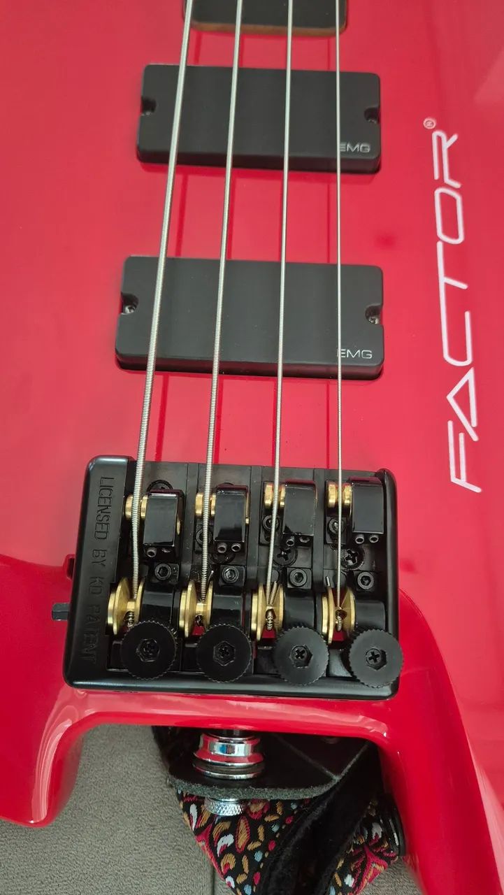Baixo Factor Mozan EMG - Foto 4