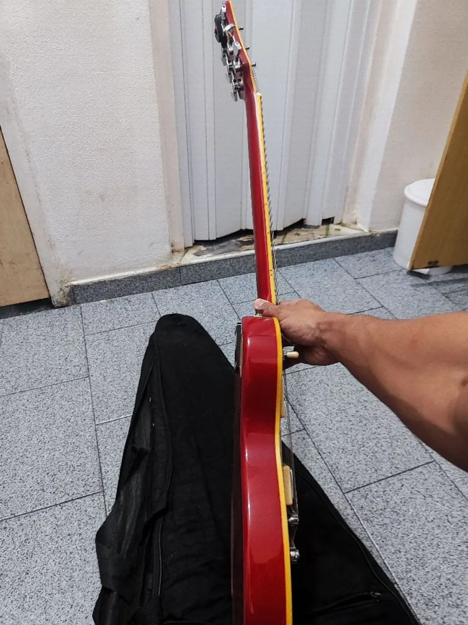 Guitarra memphis by tagima - mlp 100  - Foto 4