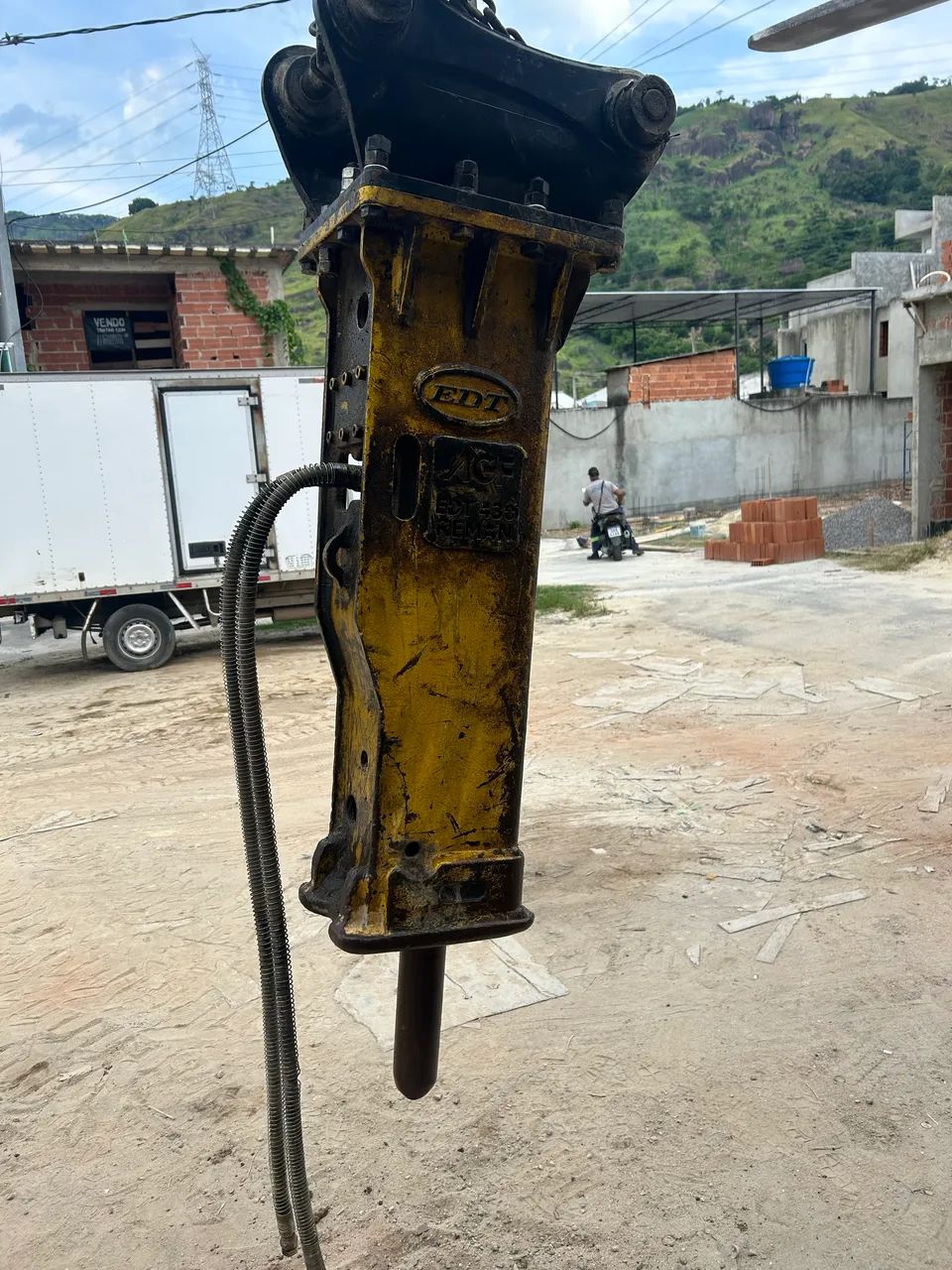 Rompedor hidráulico para retroescavadeira 