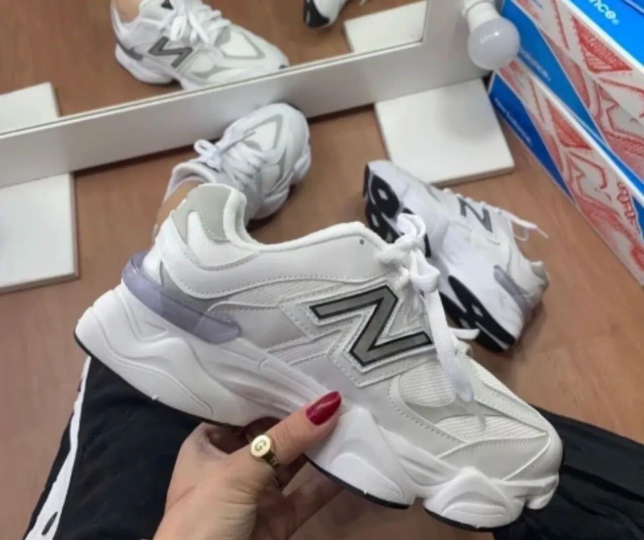 Tenes New balance 9060 - Foto 4
