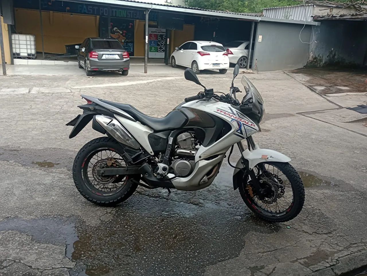 Vendo ou troco TRANSALP  - Foto 2
