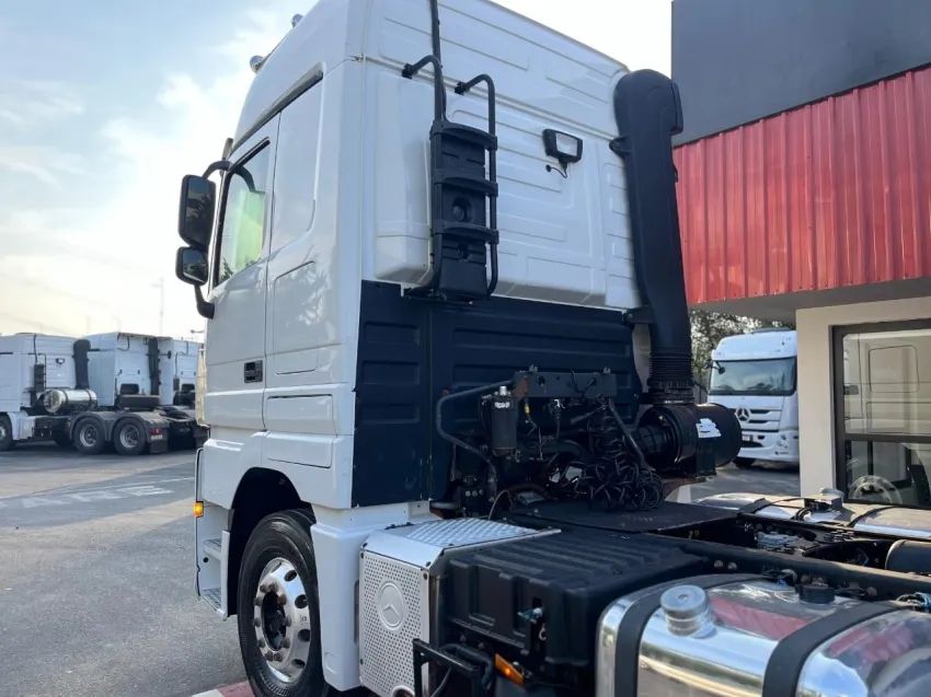 Mercedes-Benz Actros 2651 6x4 18/18 - Foto 4