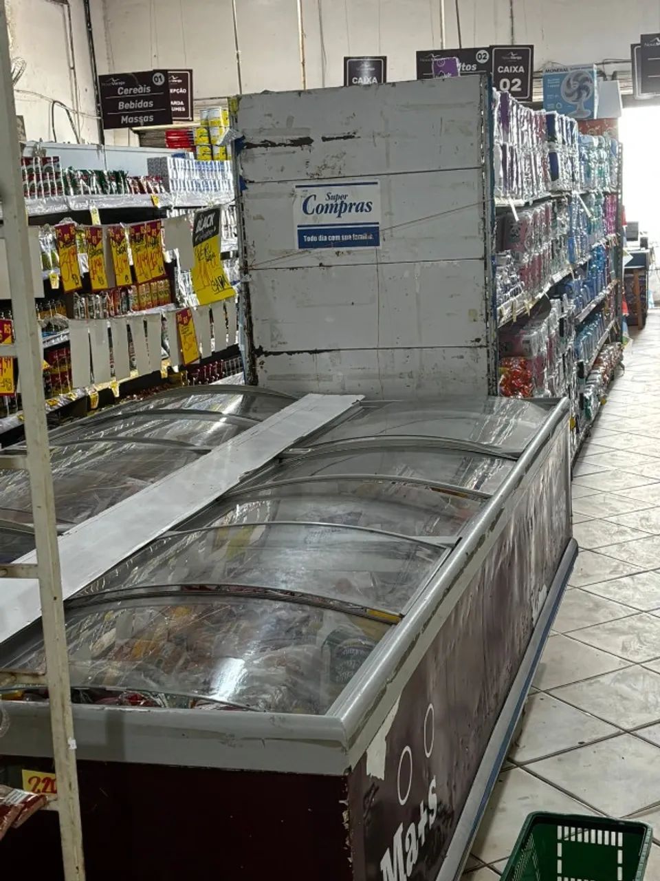 SUPERMERCADO EM SALVADOR - Foto 2