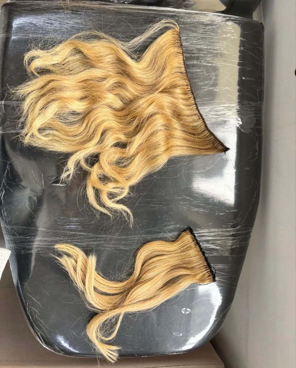 Três tiras de mega hair  - Foto 2