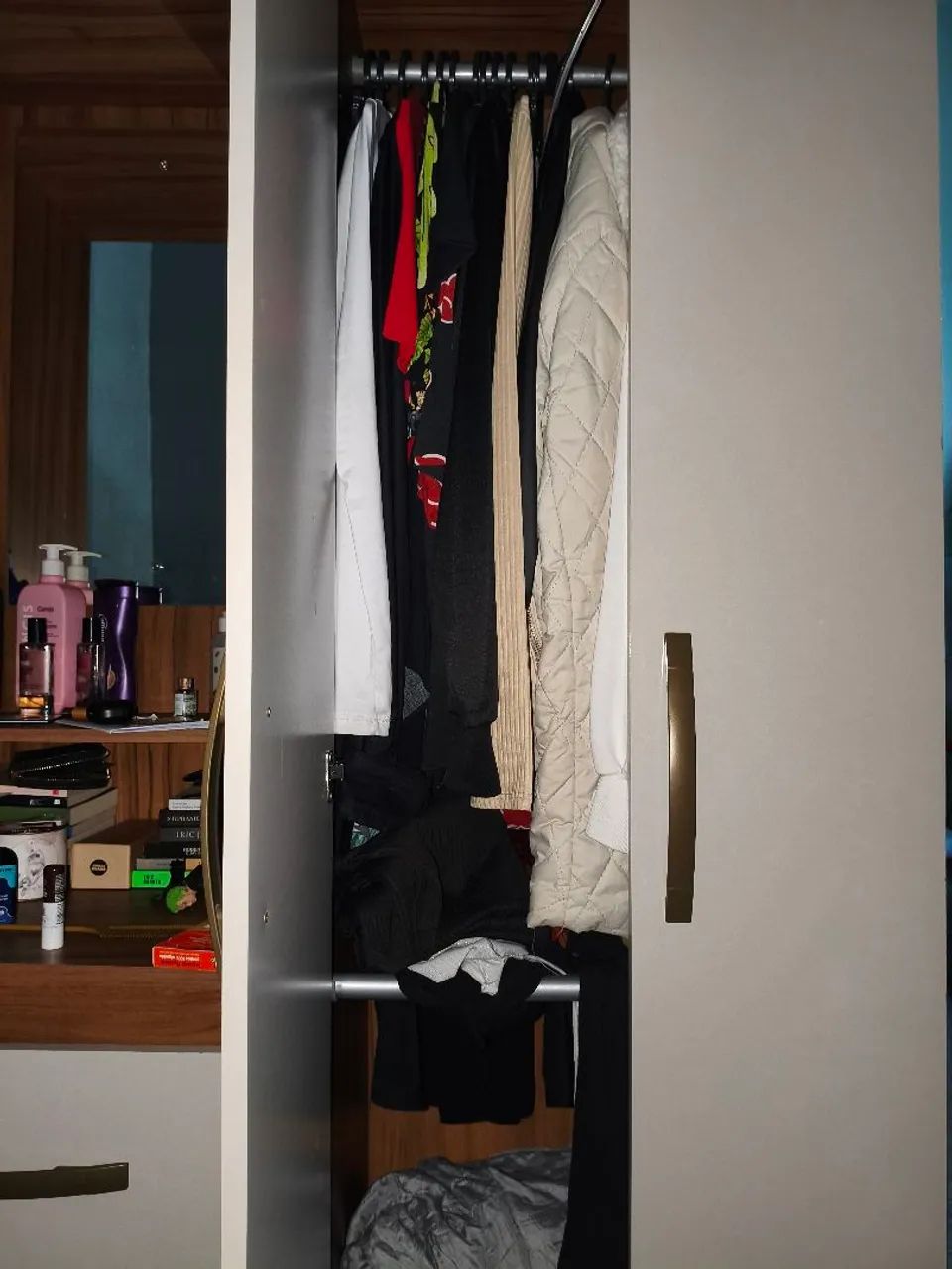 Guarda roupa solteiro