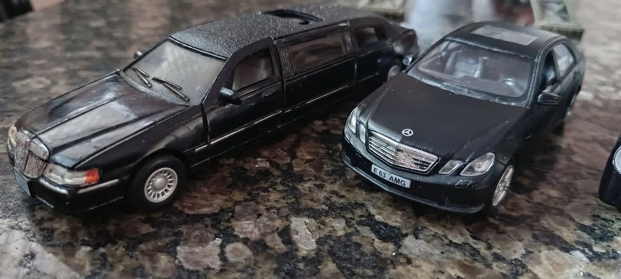 Vende mini coleção carros  - Foto 2