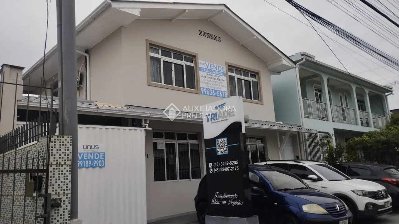 Casa Comercia ou residencial em Capoeiras - Florianópolis