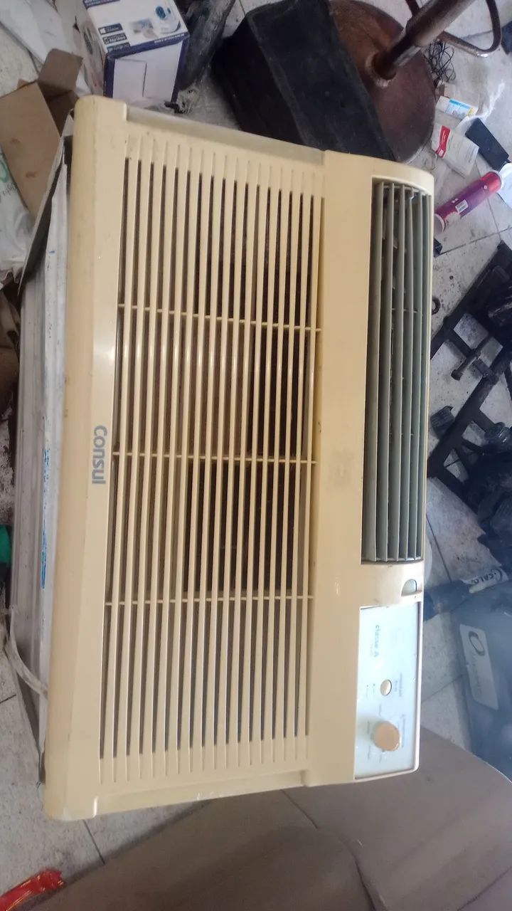 Ar condicionado tipo janela 12.000 BTUs Consul
