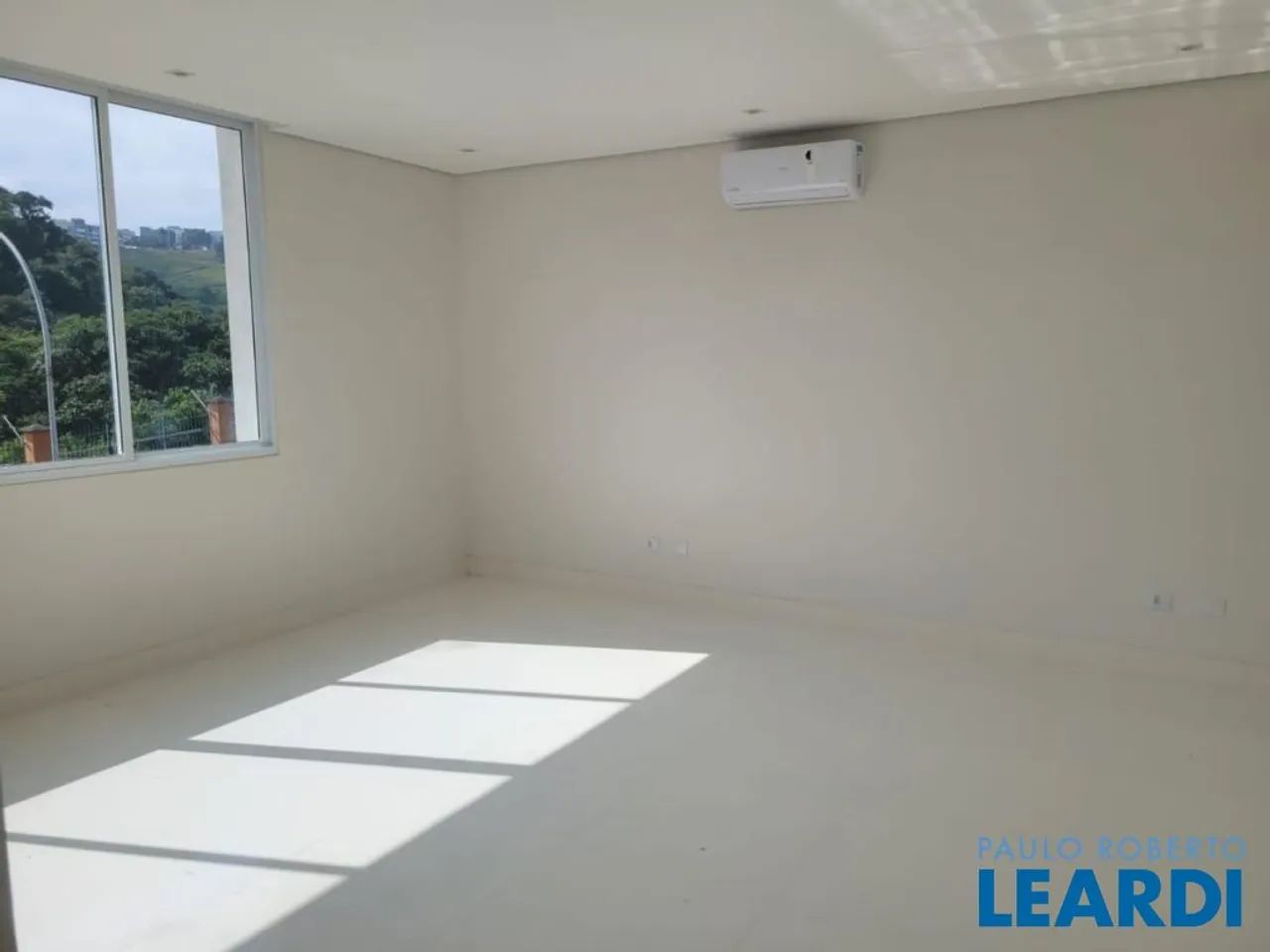 CASA EM CONDOMÍNIO - ALPHAVILLE - SP - Foto 4