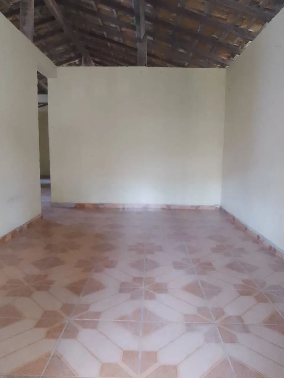 Vende-se casa com terreno  - Foto 4