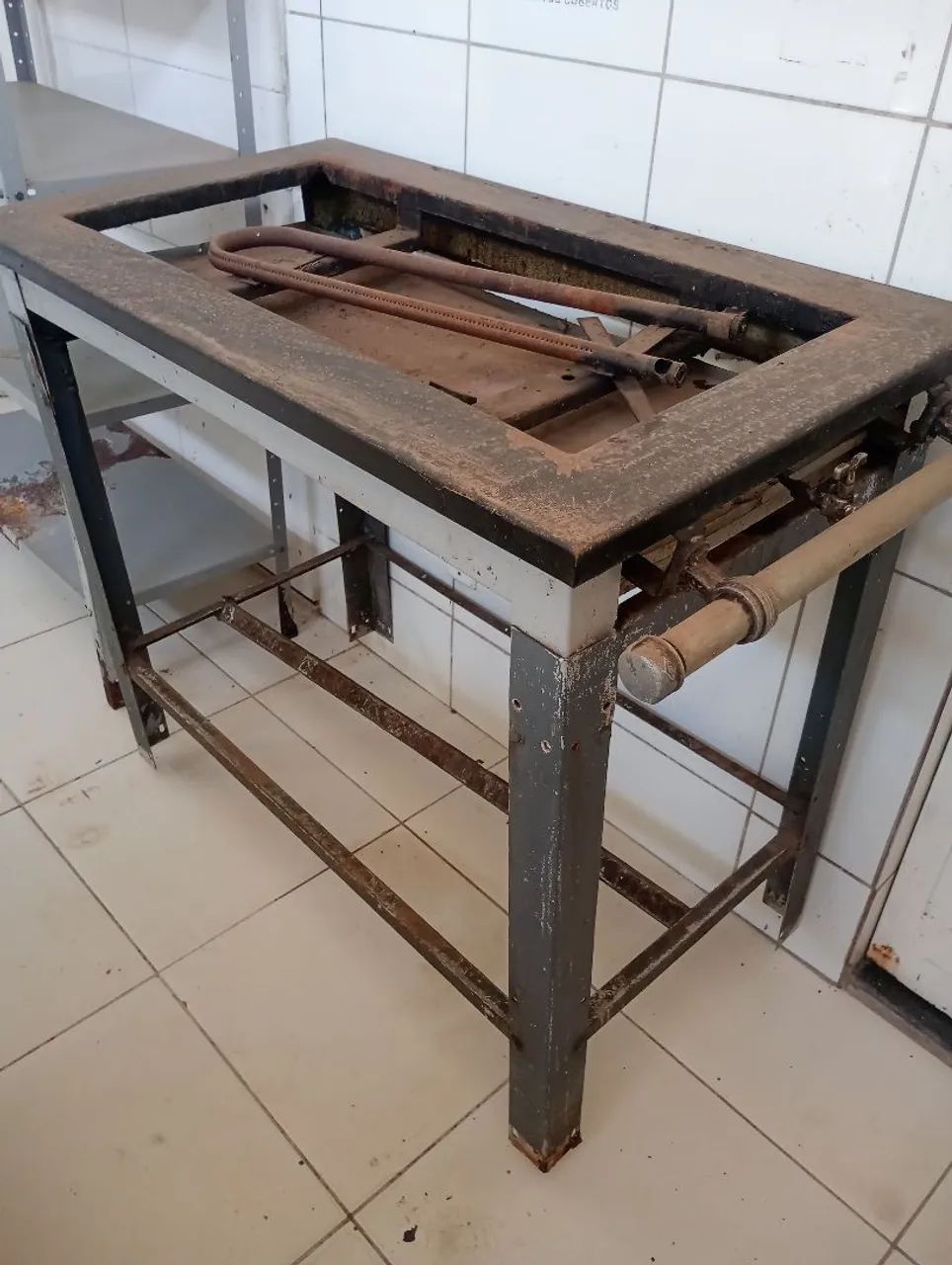 Pe para colocar chapa bifeteria a gás 