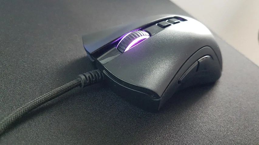 Mouse Razer Deathadder V2 - Foto 3