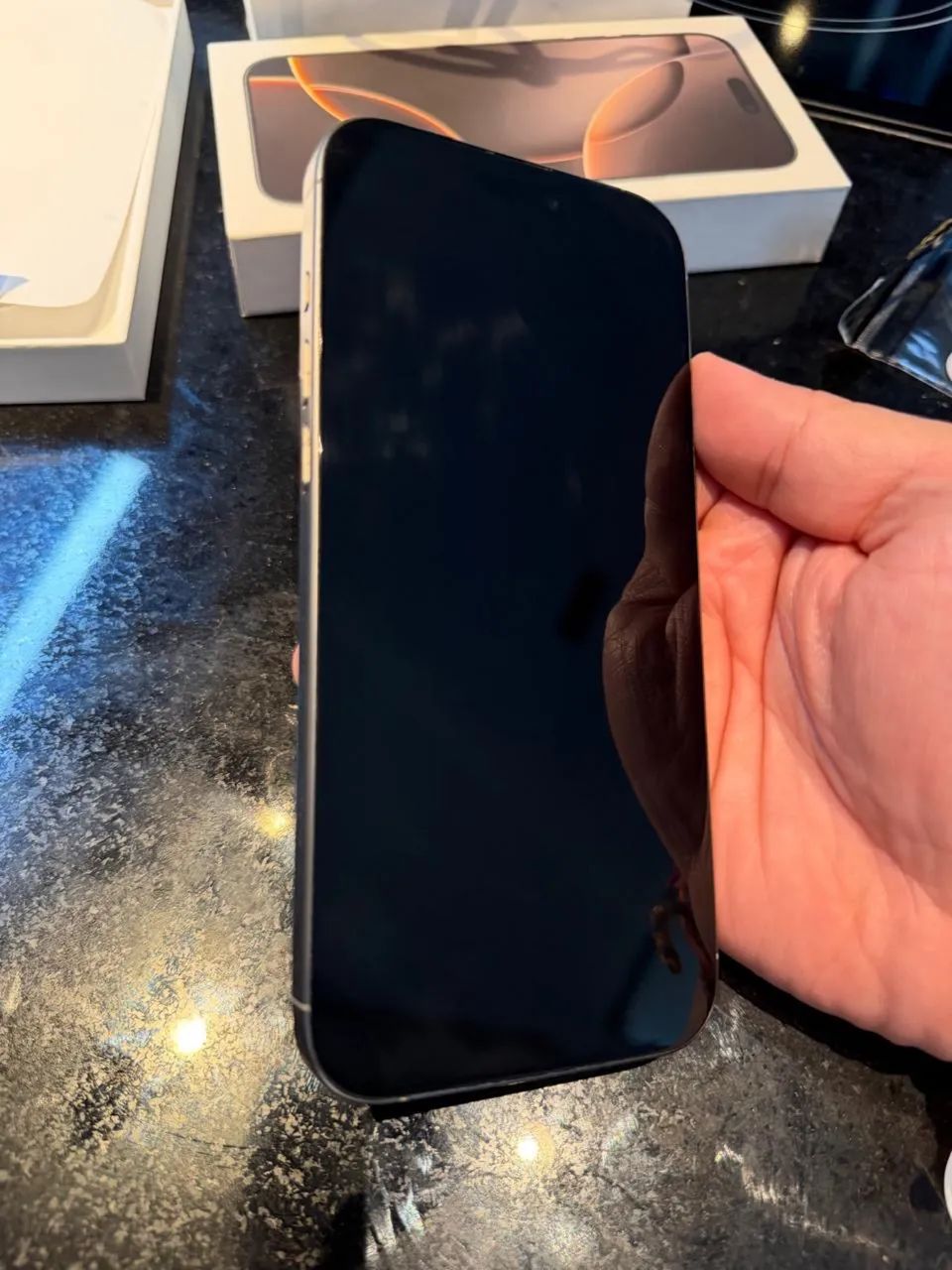 Iphone 16 pro max 256gb titânio natural 