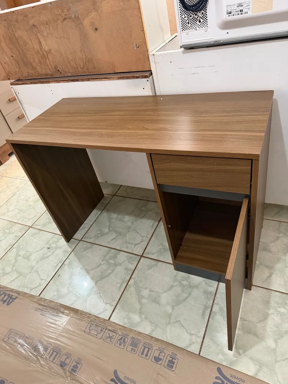 Mesa de computador  / estudo  - Foto 4