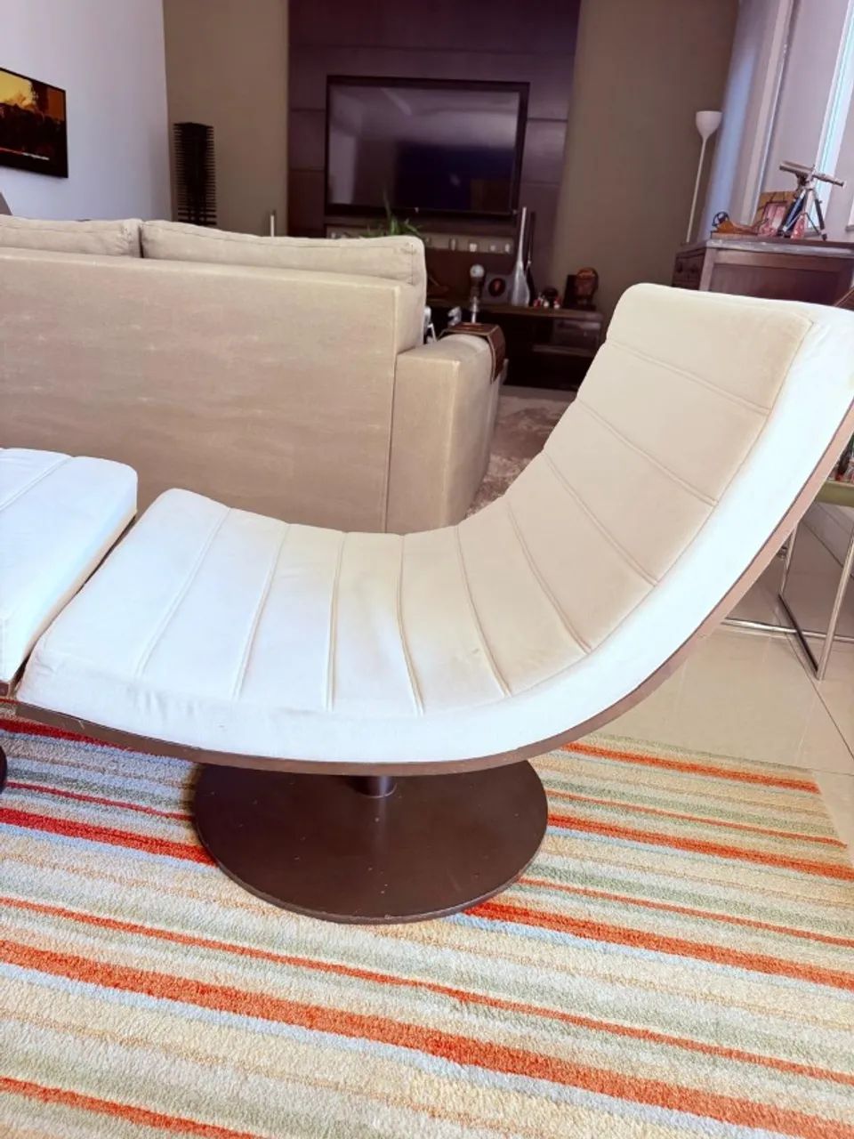 Chaise Finish em excelente estado - Foto 4