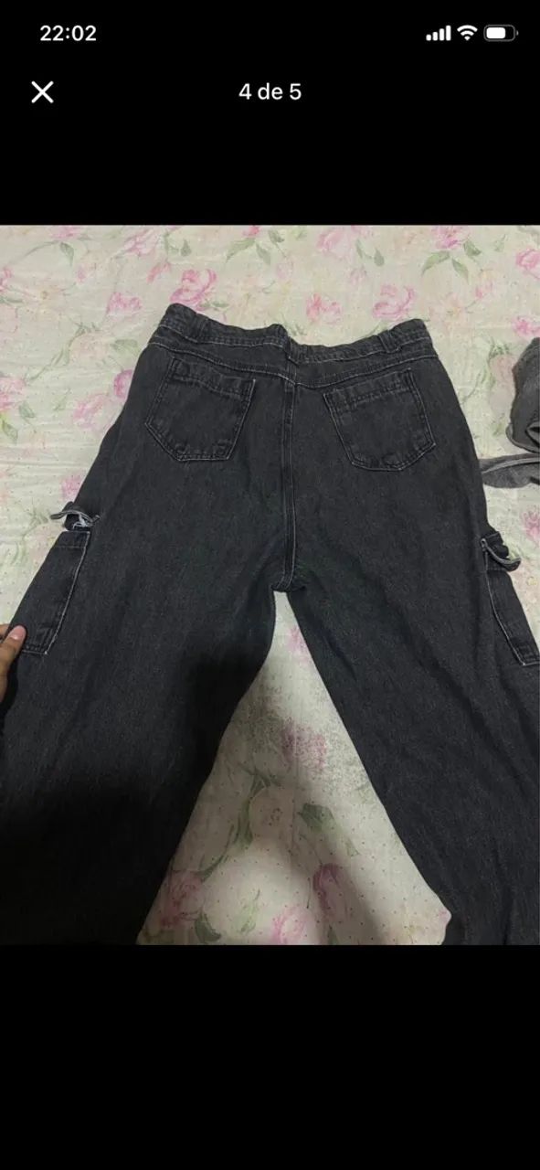 Vendo calça cargo nova  - Foto 4