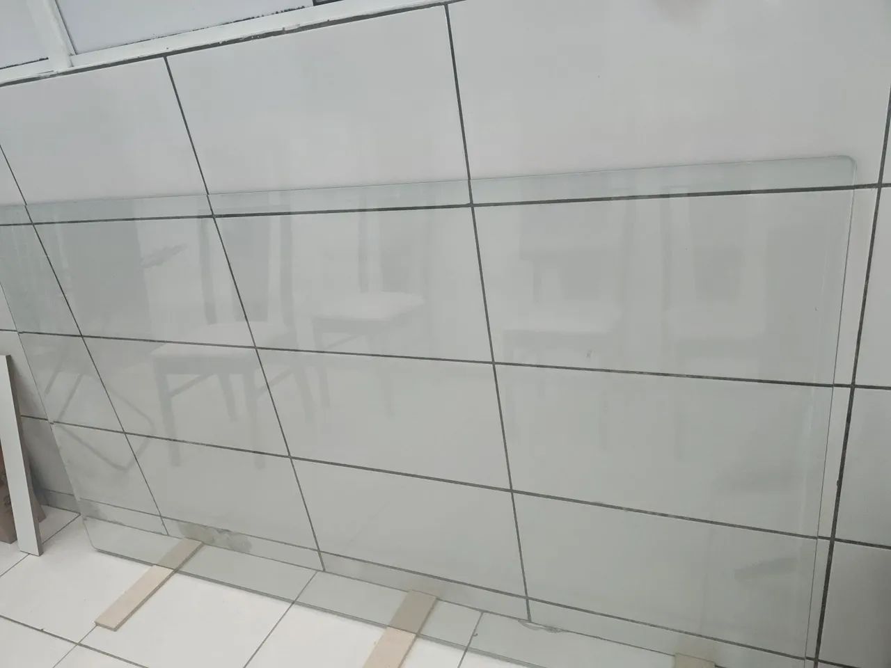 Tampo de mesa de vidro 200x110 com bisote