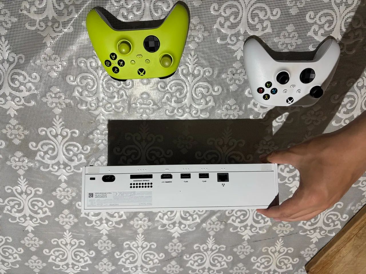 Xbox series S + 2 controles  - Foto 2