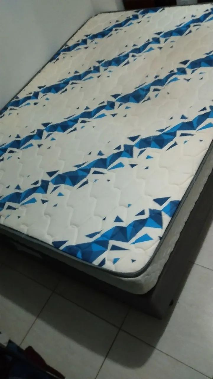 Cama Box Casal Usada