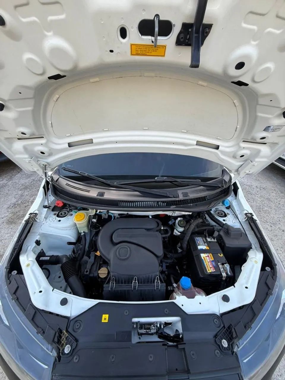 Fiat Strada Endurance 1.4 Flex 8V CS Plus 2022 - Foto 2